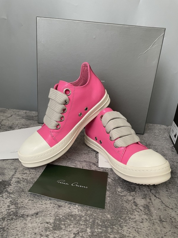 RO Sneakers