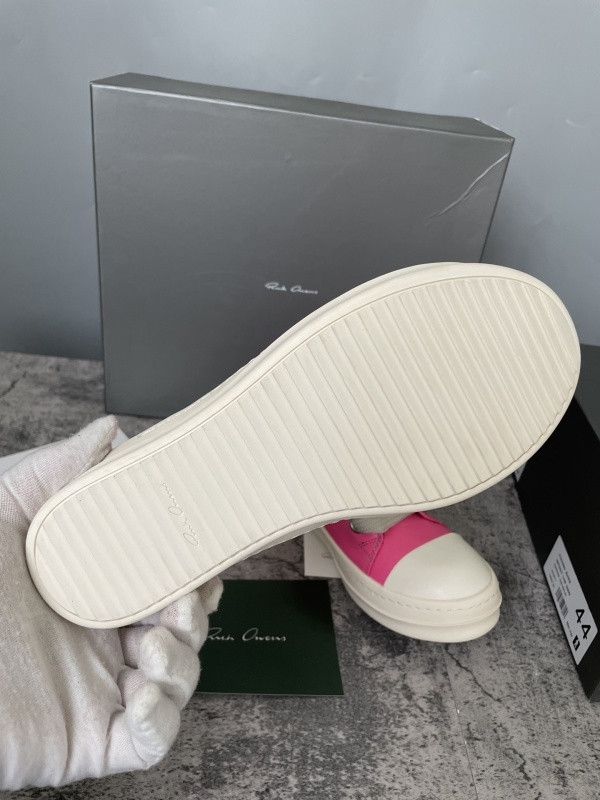 RO Sneakers