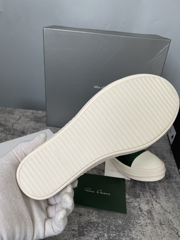 RO Sneakers