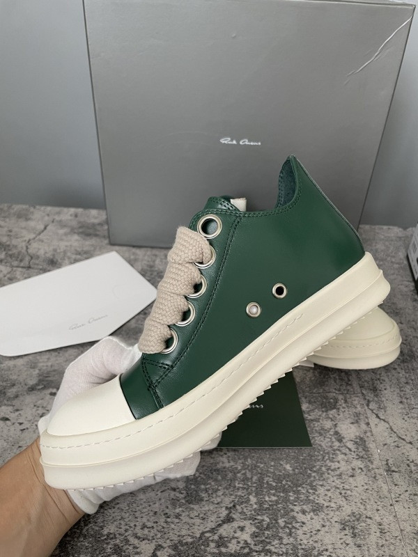 RO Sneakers