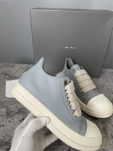 RO Sneakers