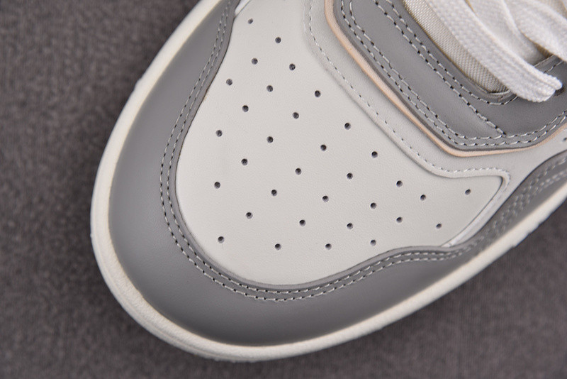 DR B27 Sneaker