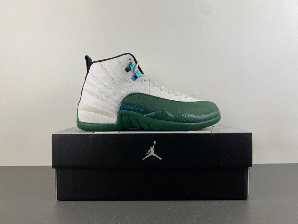 Air Jordan 12 “Bucks” CT8013-103