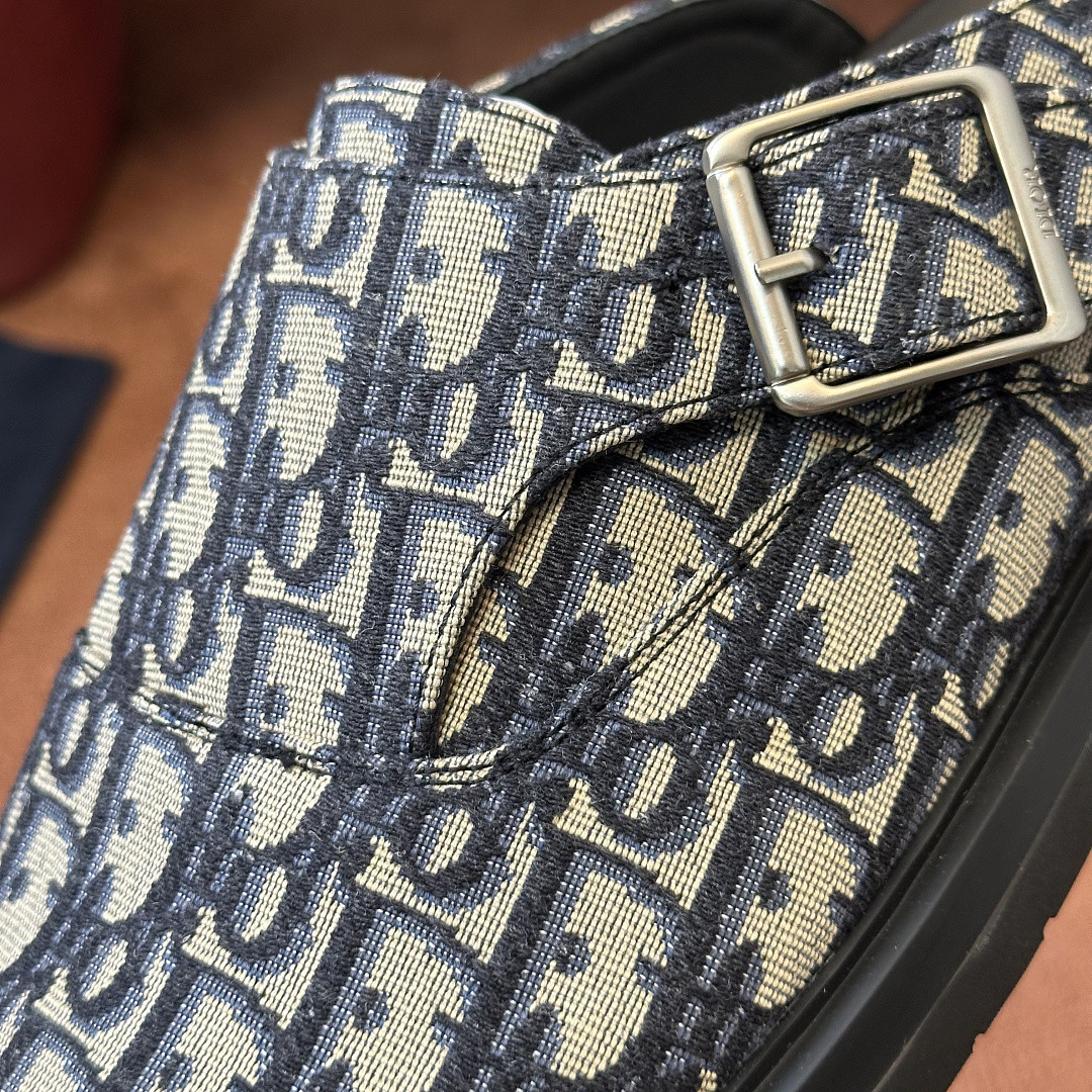 DR Sandals DS-28