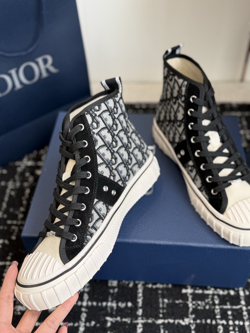 D10r Hooper High-Top Sneaker DR-H002