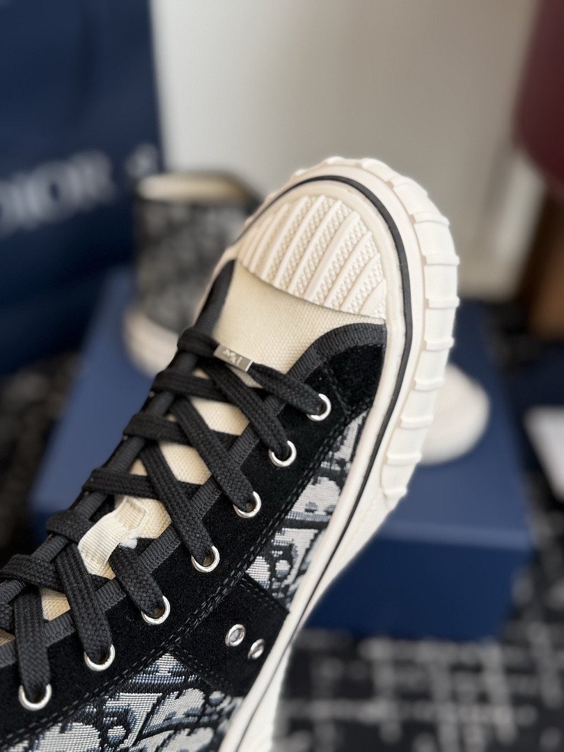 D10r Hooper High-Top Sneaker DR-H002