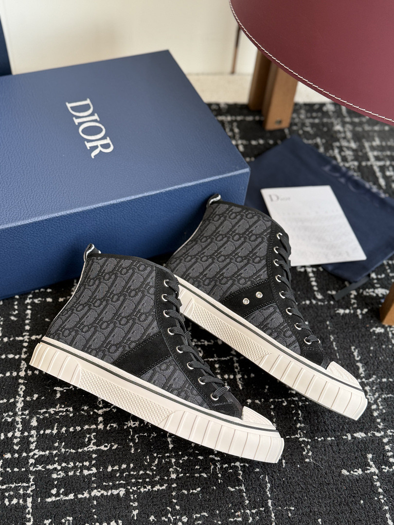 D10r Hooper High-Top Sneaker DR-H003