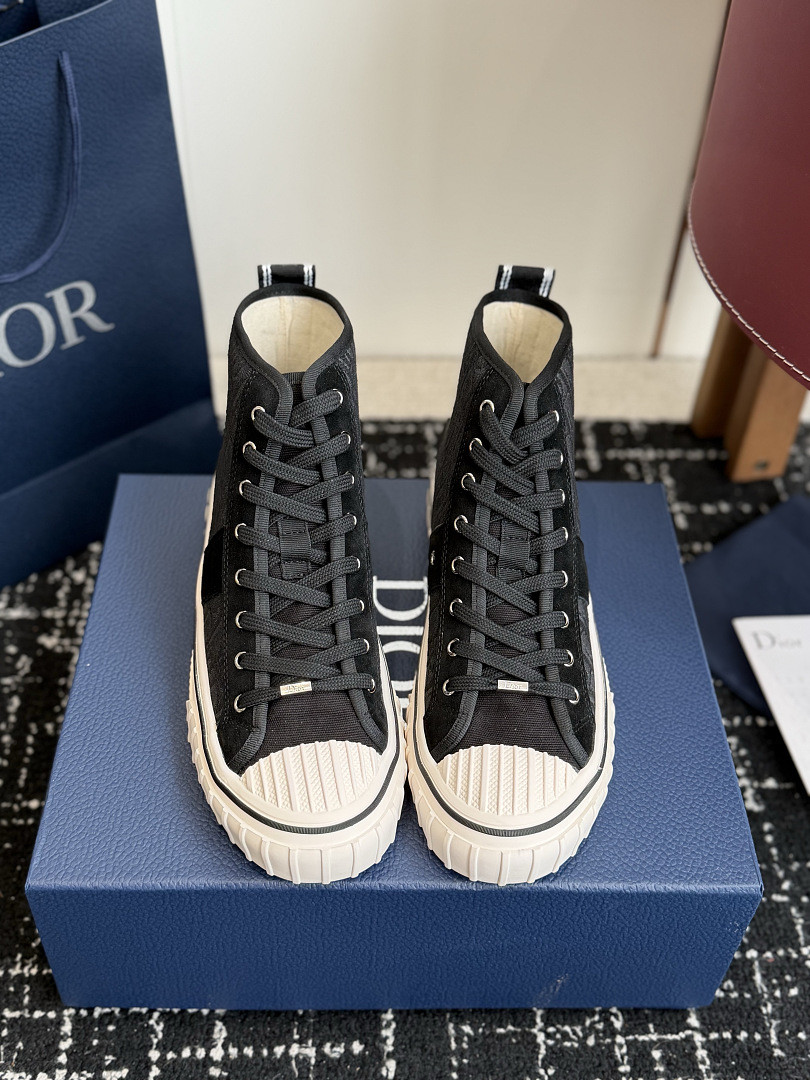 D10r Hooper High-Top Sneaker DR-H003