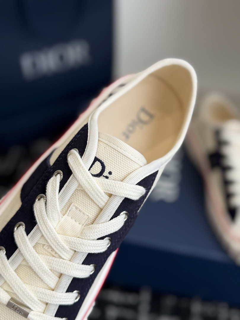 D10r Hooper Low-Top Sneaker DR-H004