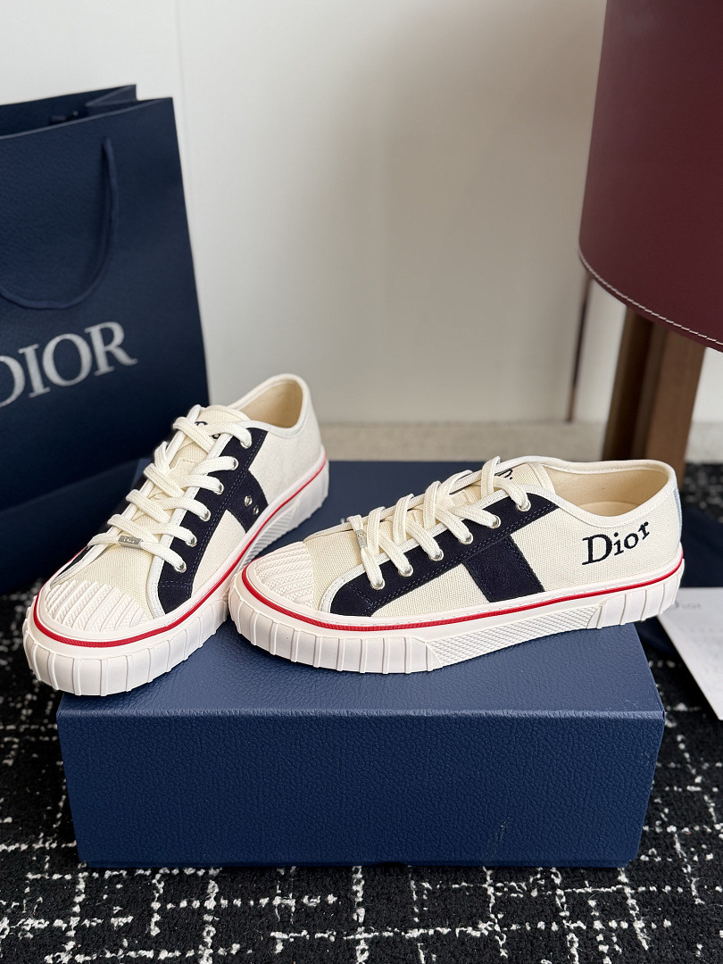 D10r Hooper Low-Top Sneaker DR-H004