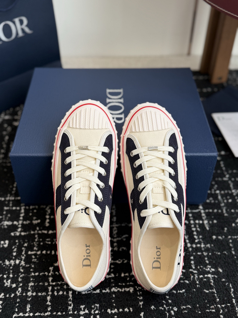 D10r Hooper Low-Top Sneaker DR-H004