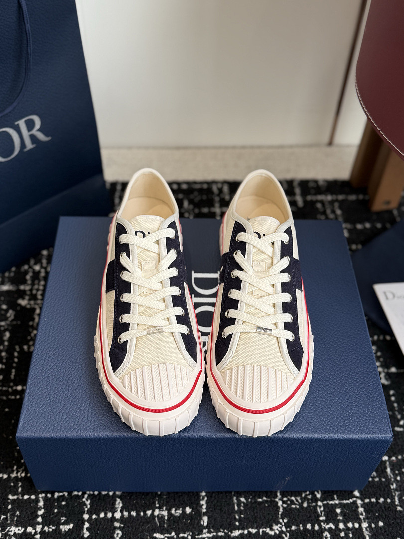 D10r Hooper Low-Top Sneaker DR-H004