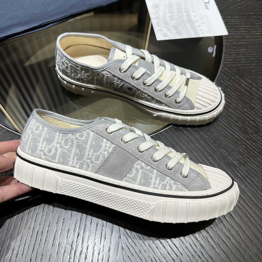 D10r Hooper Low-Top Sneaker DR-H008