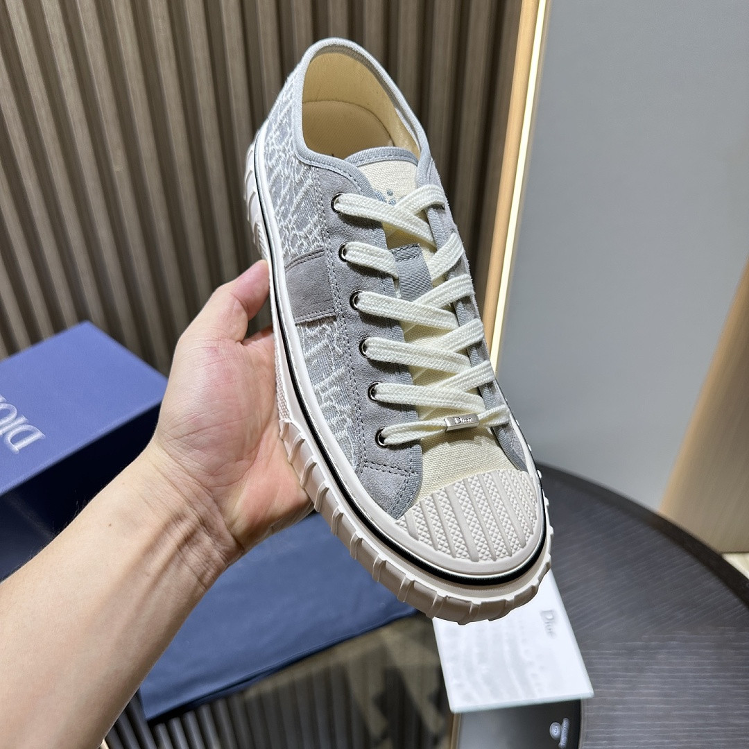 D10r Hooper Low-Top Sneaker DR-H008