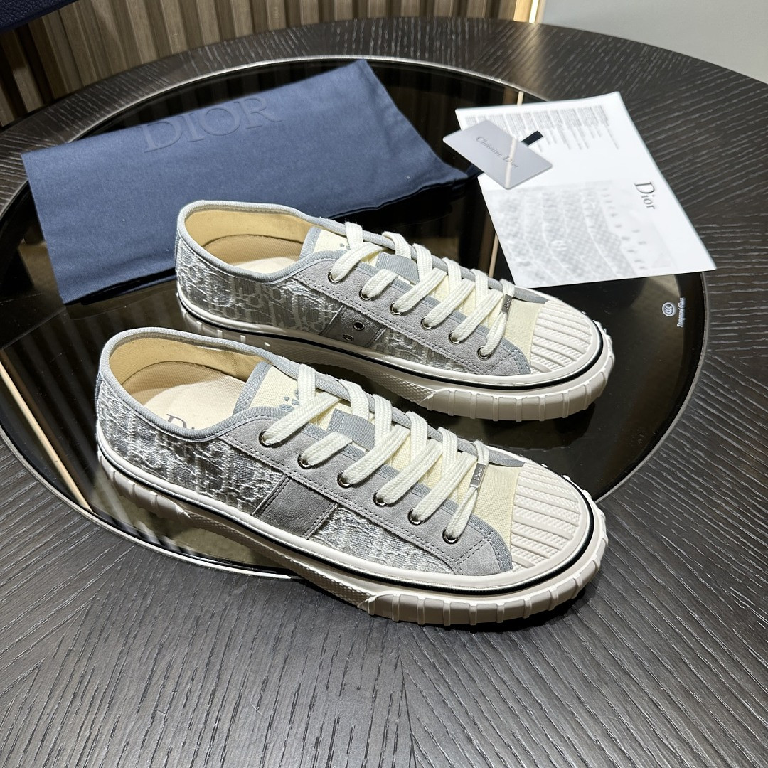 D10r Hooper Low-Top Sneaker DR-H008