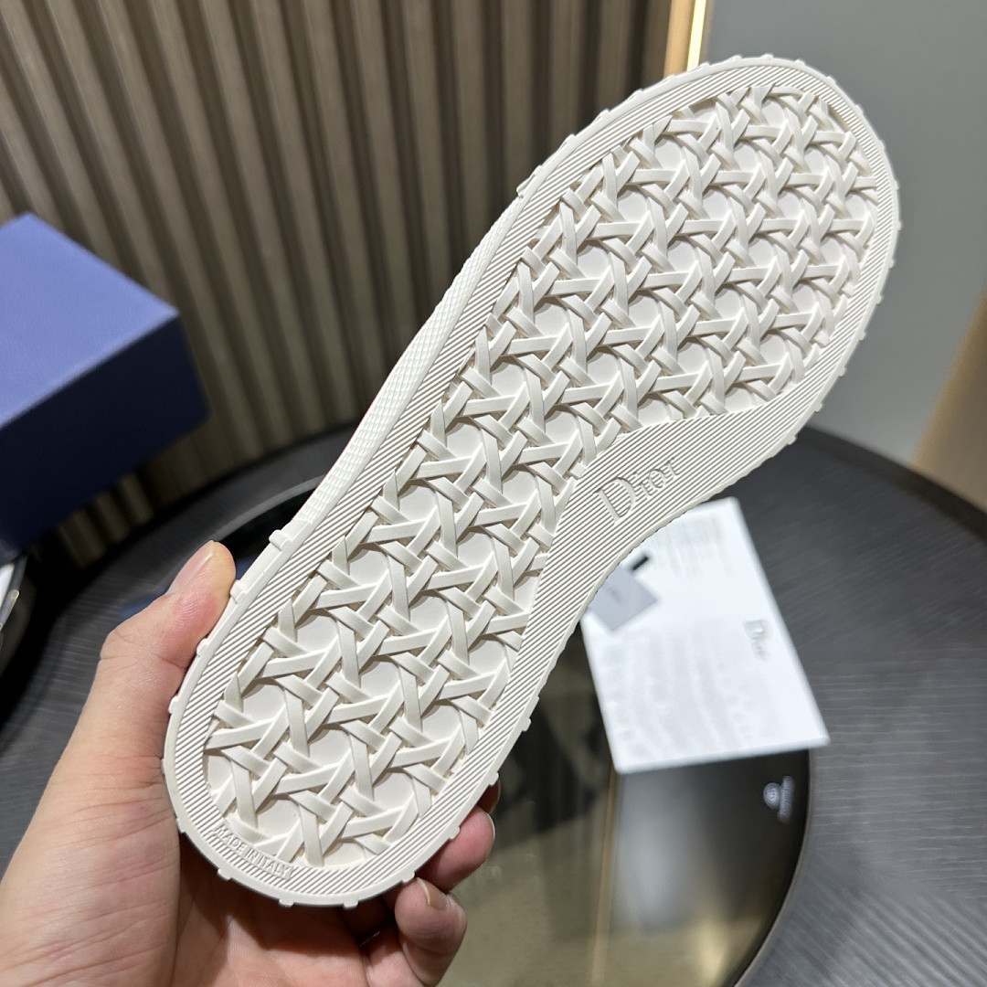D10r Hooper Low-Top Sneaker DR-H009
