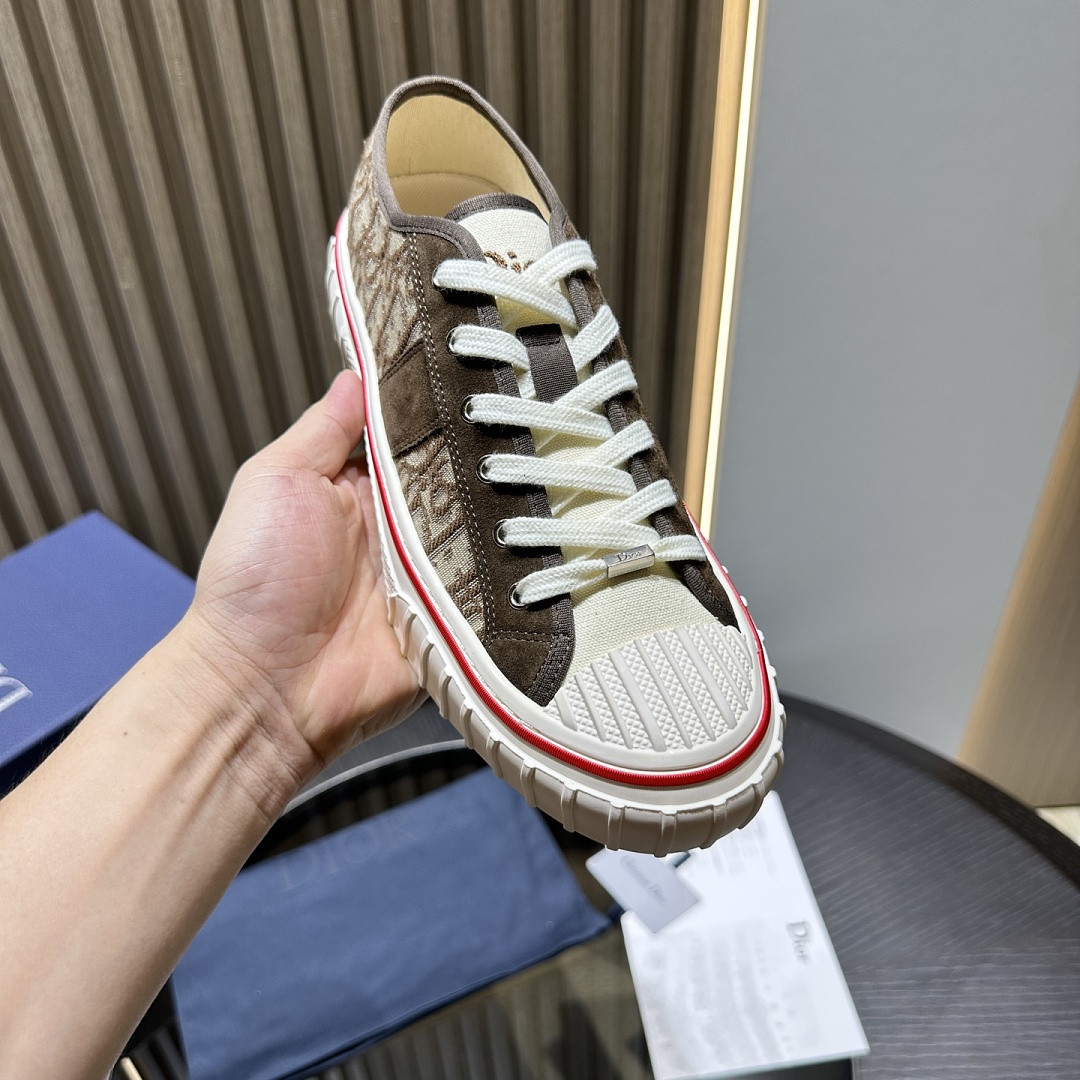 D10r Hooper Low-Top Sneaker DR-H009