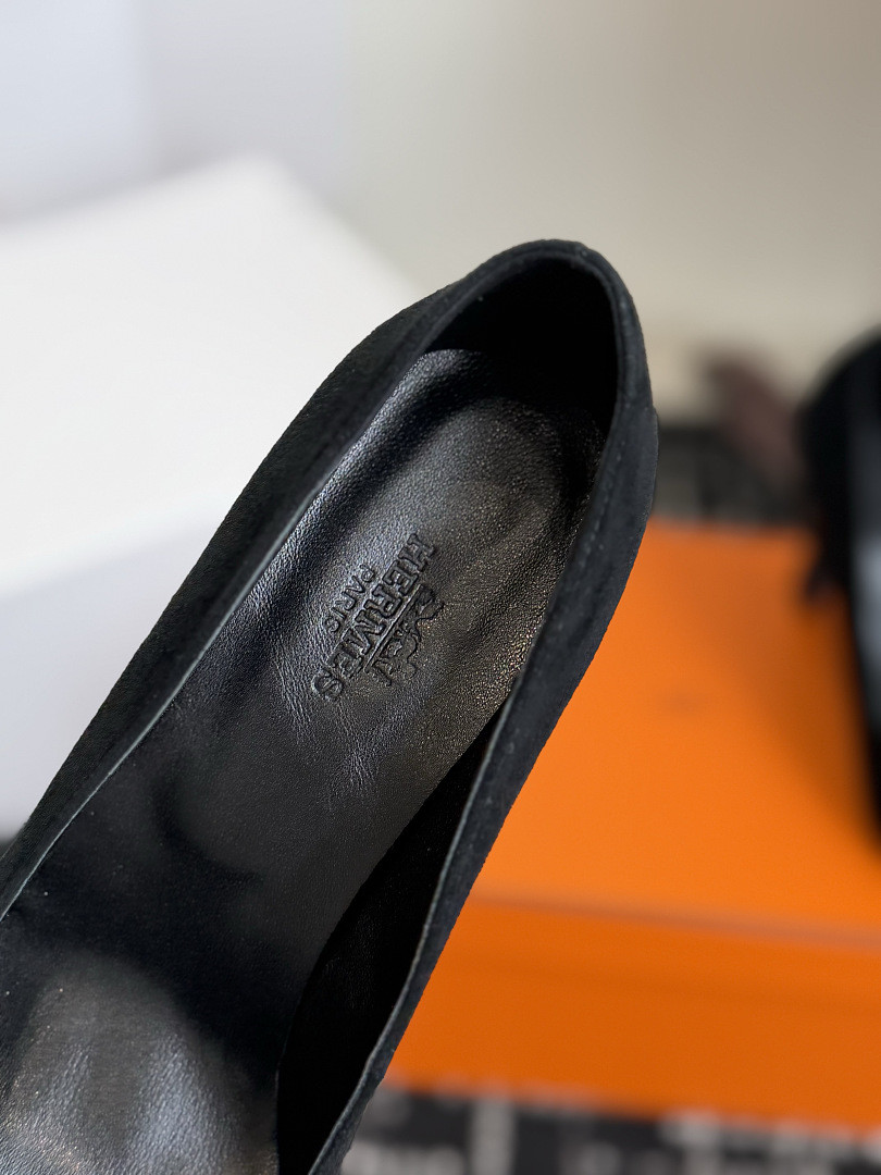 H**me5 HIGH HEELS