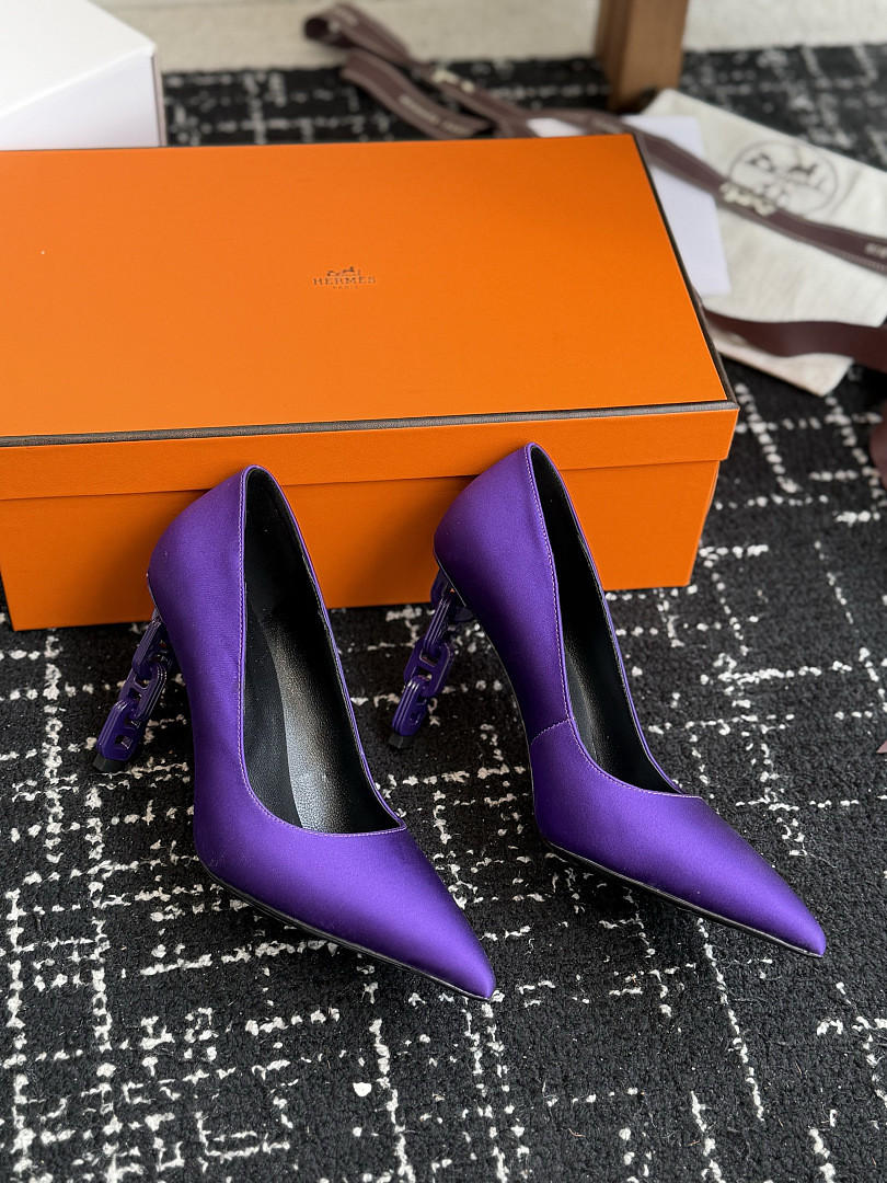 H**me5 HIGH HEELS