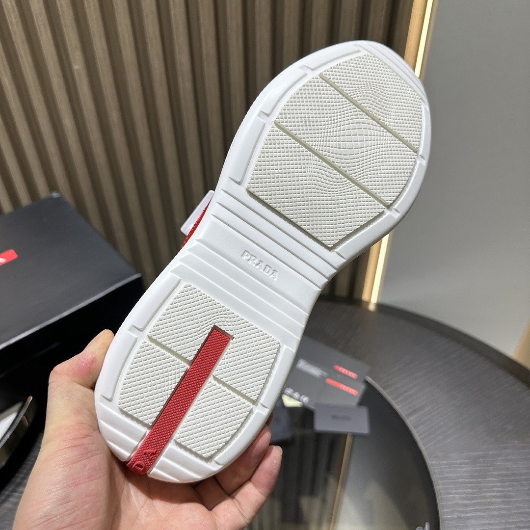 PA Low Sneakers