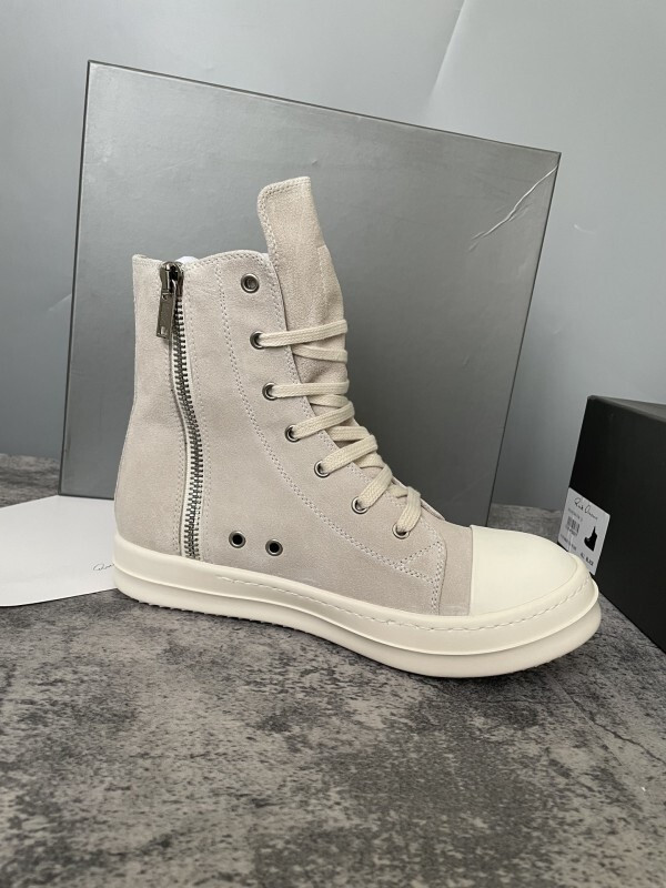 RO Sneakers