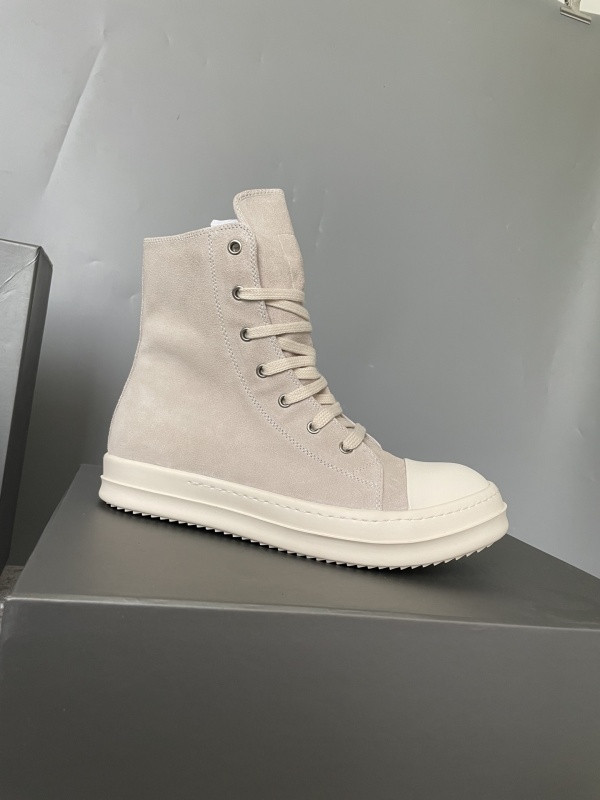 RO Sneakers