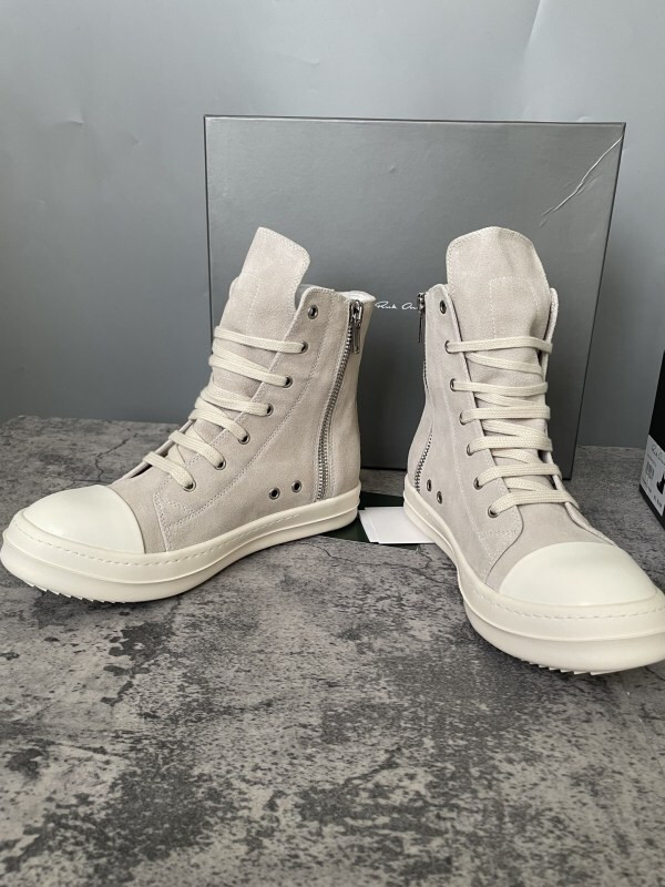 RO Sneakers