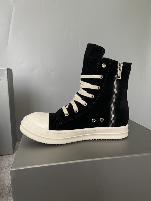 RO Sneakers