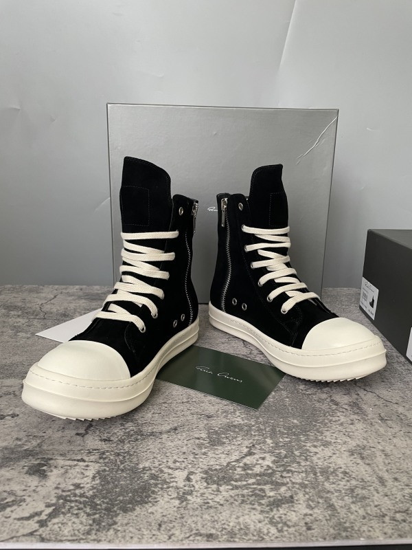 RO Sneakers