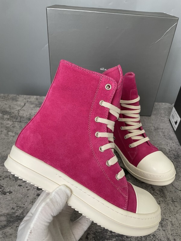 RO Sneakers