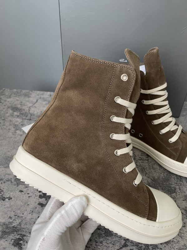 RO Sneakers