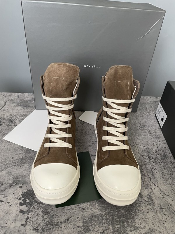RO Sneakers