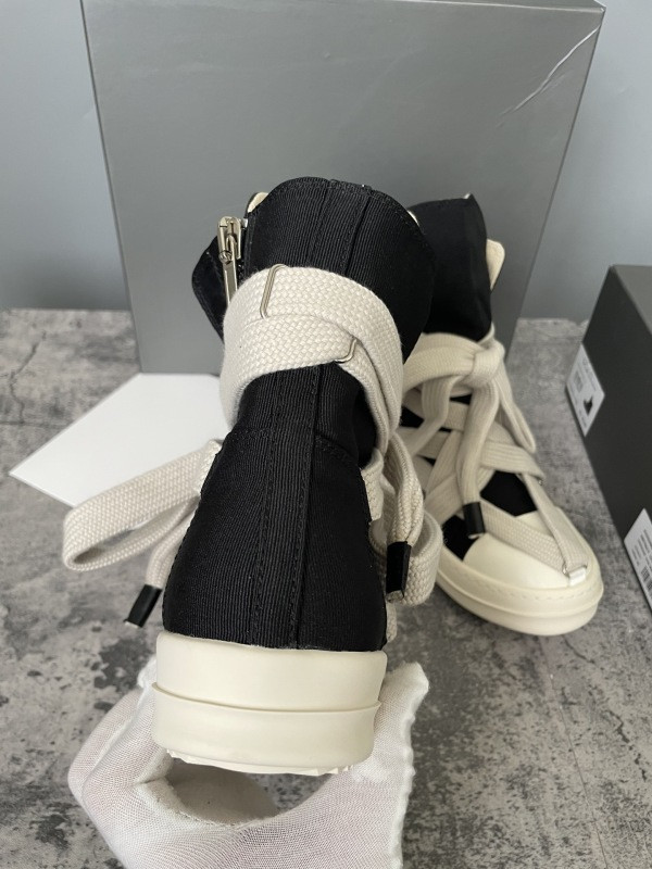 RO Sneakers