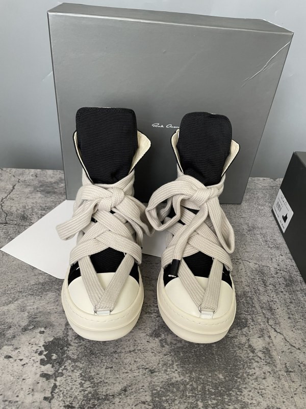 RO Sneakers