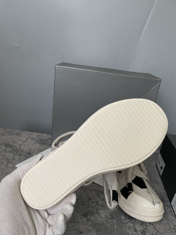 RO Sneakers