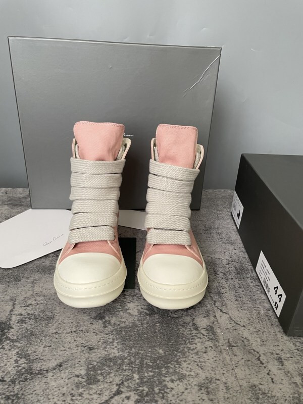 RO Sneakers