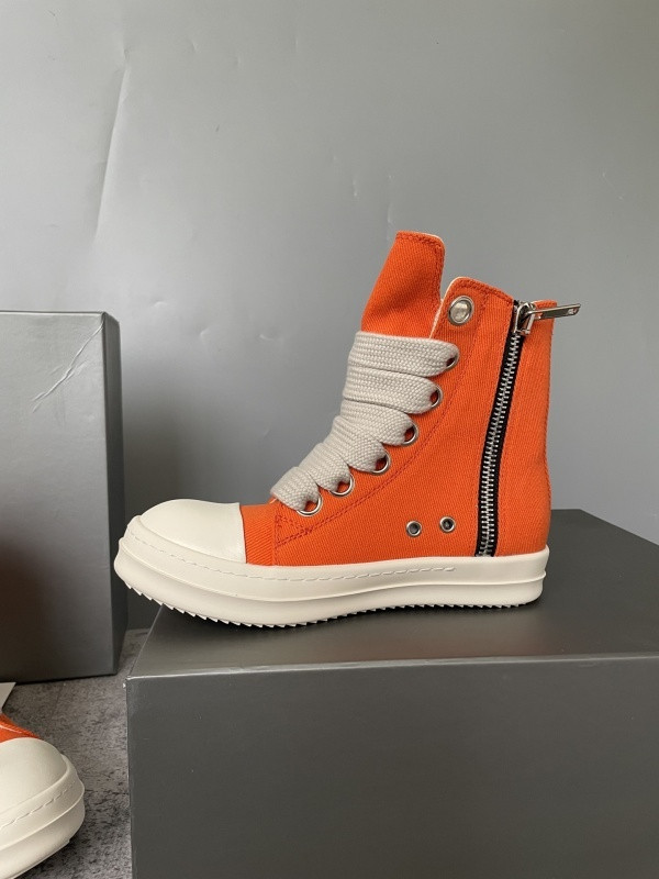RO Sneakers