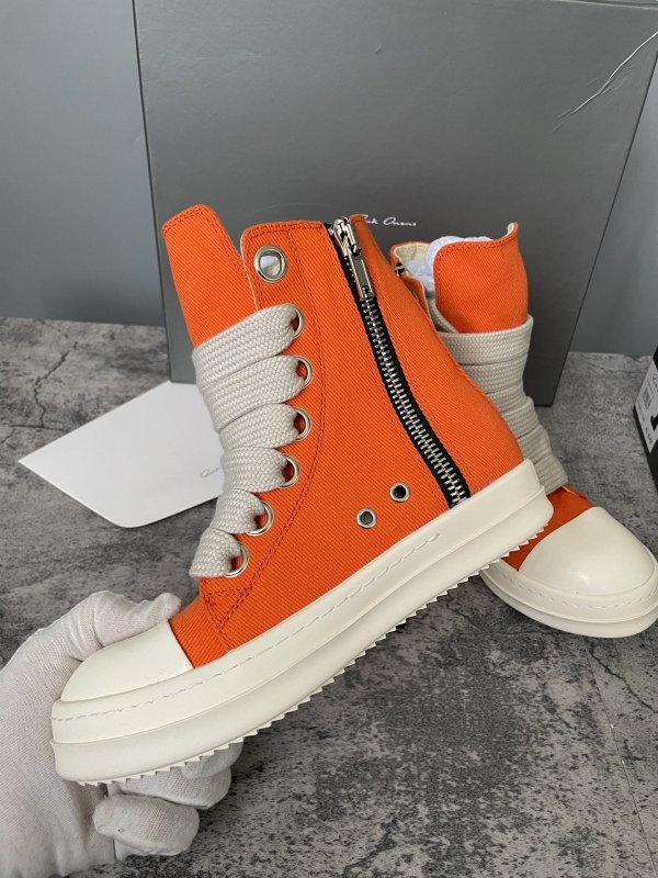 RO Sneakers