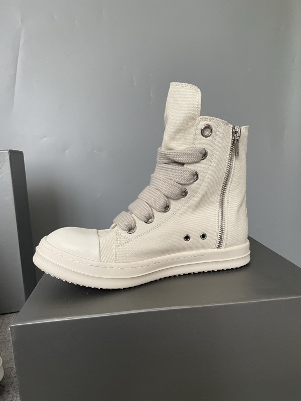 RO Sneakers