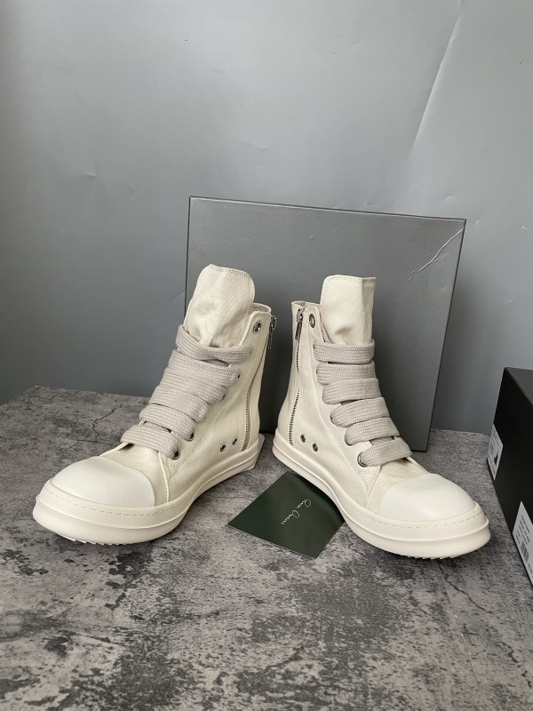 RO Sneakers