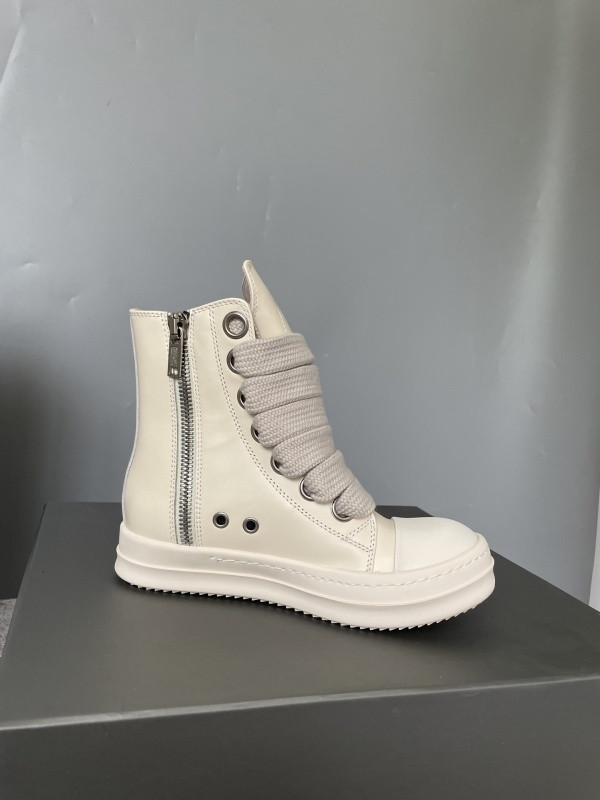 RO Sneakers