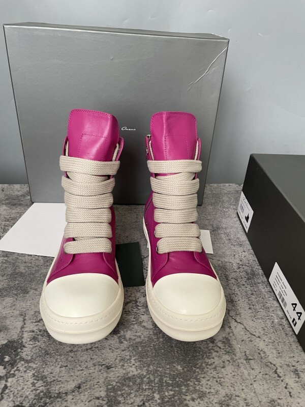 RO Sneakers