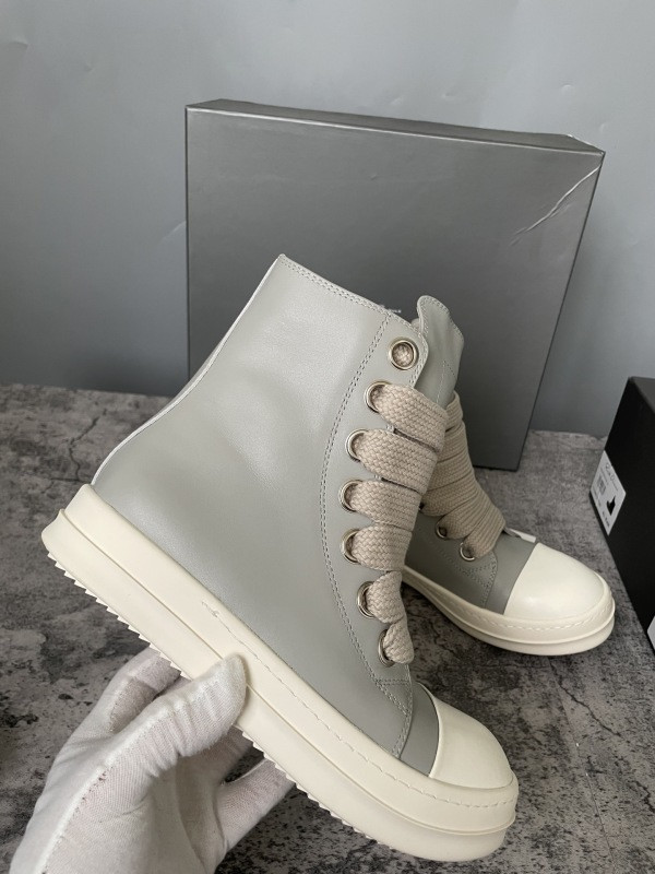 RO Sneakers