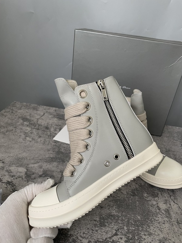 RO Sneakers