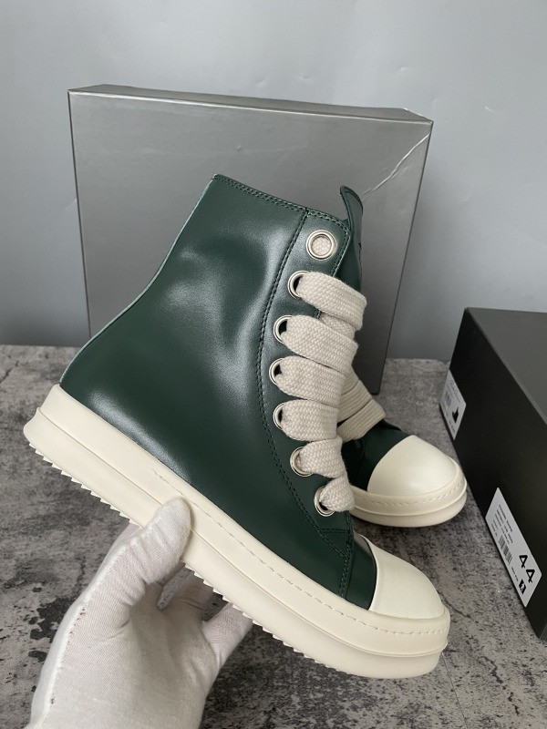 RO Sneakers