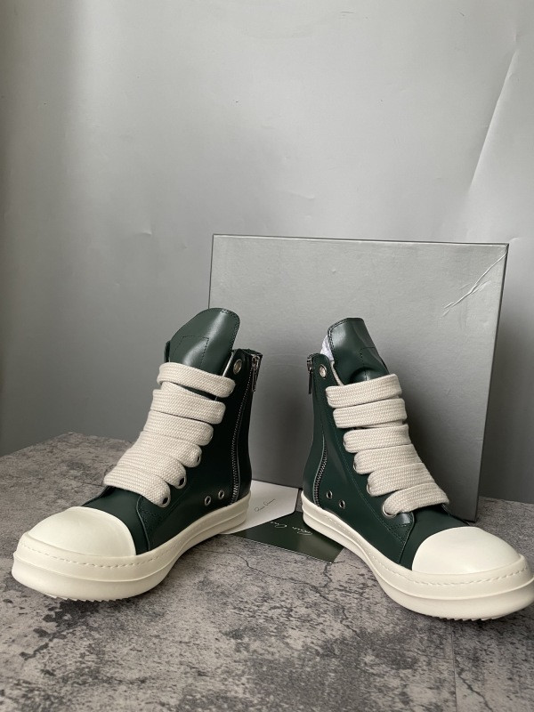 RO Sneakers