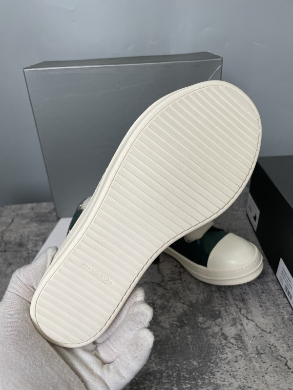 RO Sneakers