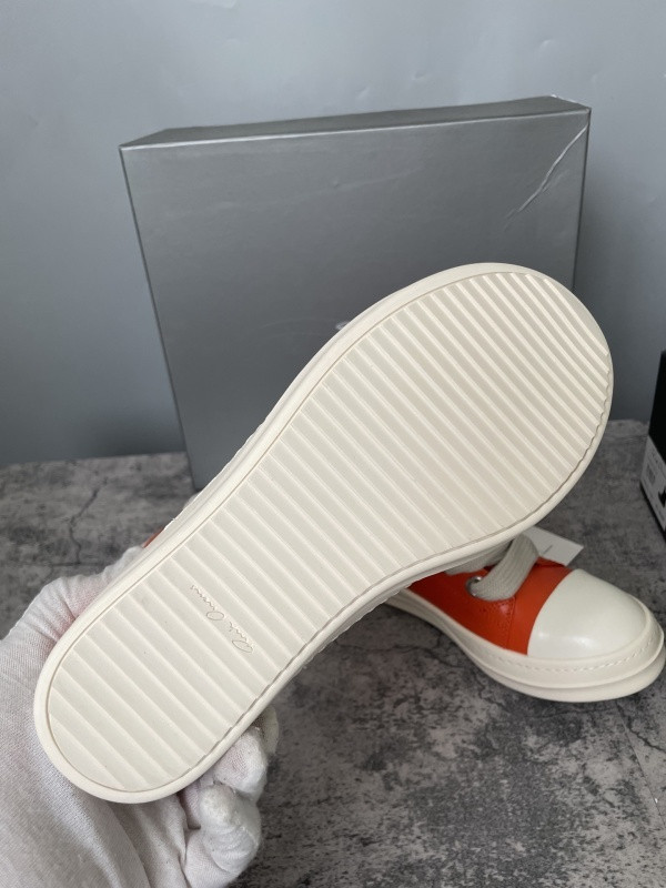RO Sneakers