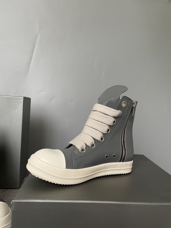 RO Sneakers