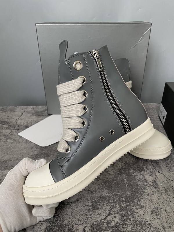 RO Sneakers